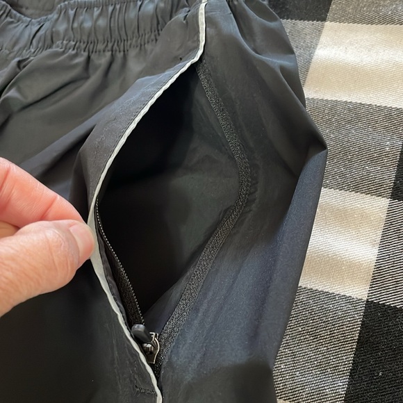 Roadrunner Sports GORE-TEX Paclite Shell Waterproof Sealed Seam Windbreaker Pant - Picture 4 of 16